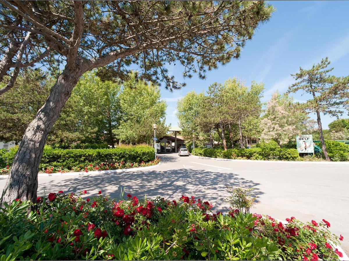 Holiday Home Rosapineta Camping Village-2 By Interhome Dış mekan fotoğraf
