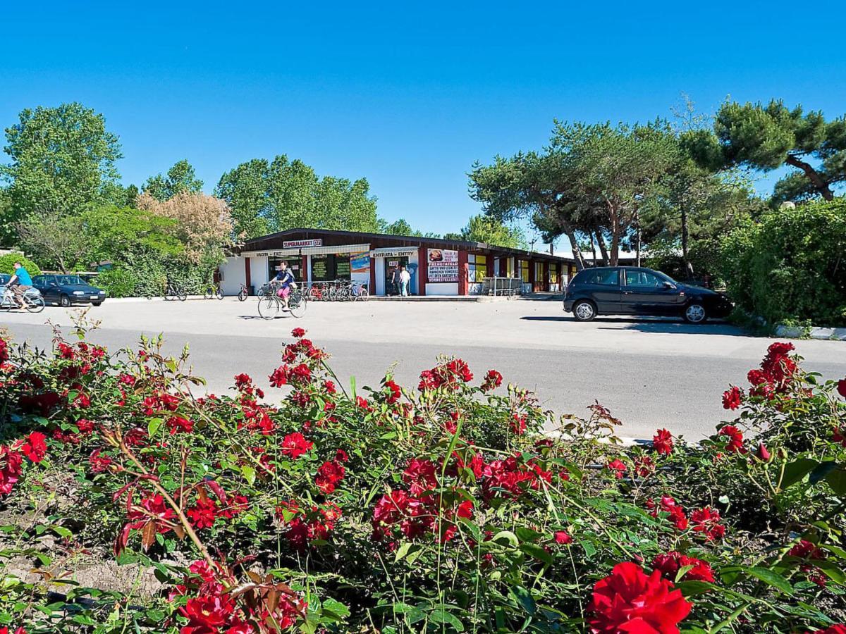 Holiday Home Rosapineta Camping Village-2 By Interhome Dış mekan fotoğraf